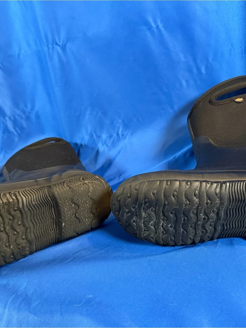 Bogs Kids Black Waterproof Pull-On Boots - Like new!